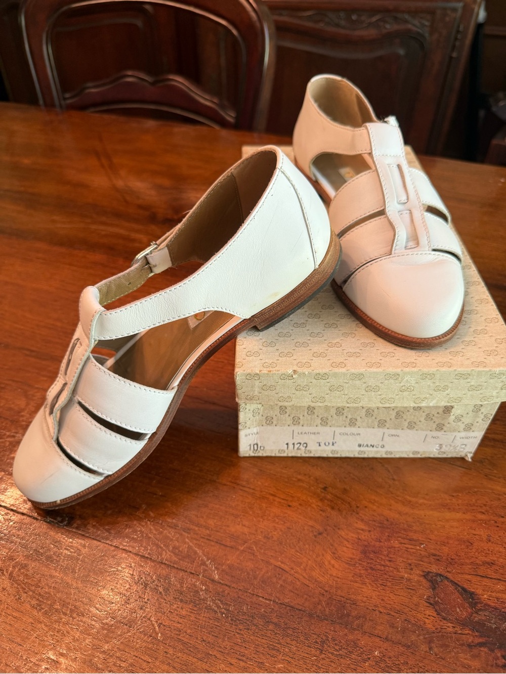 Vintage Gucci Women’s White Leather Fisherman Sandals Original Box 38 1/2